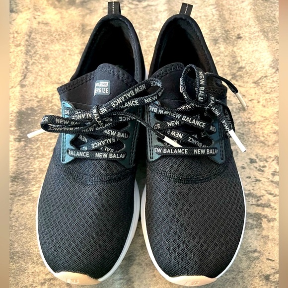 New Balance Women's DynaSoft Nergize V3 Shoes - Picture 3 of 3